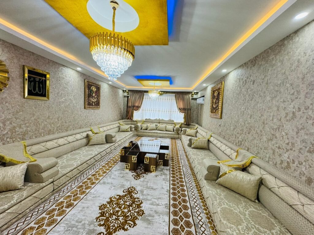 Flooring for Arabic Majlis: Traditional Meets Modern Flooring for Arabic Majlis: Traditional Meets Modern