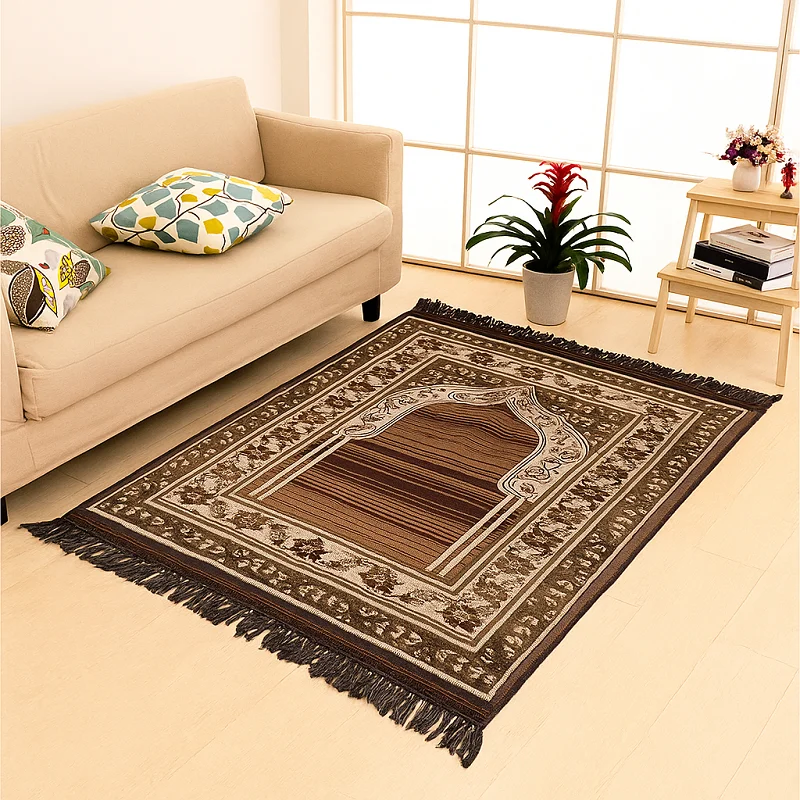 سجادة الصلاة في المنزل