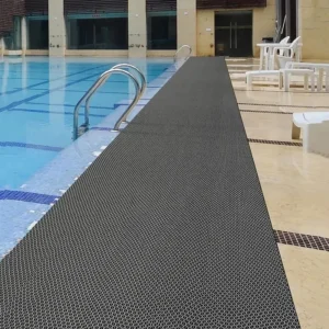Outdoor Swimming Pool Mat in Hotel