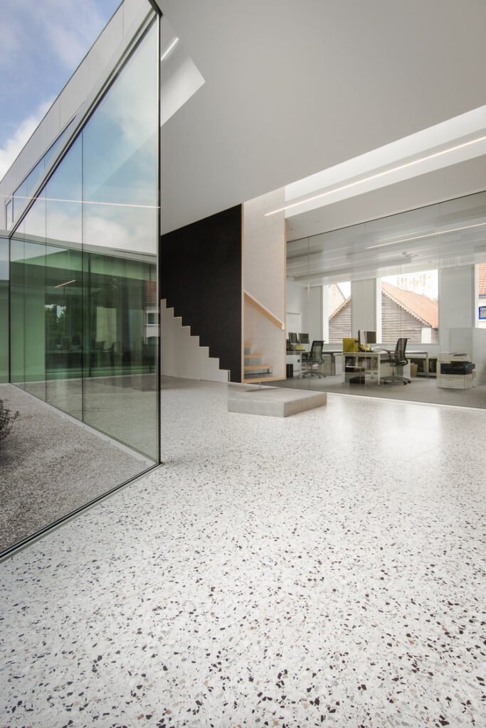 Terrazzo Flooring Dubai: Is This Old-School Material Making a Comeback?
