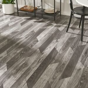 Ivy Staggered Oak Vinyl