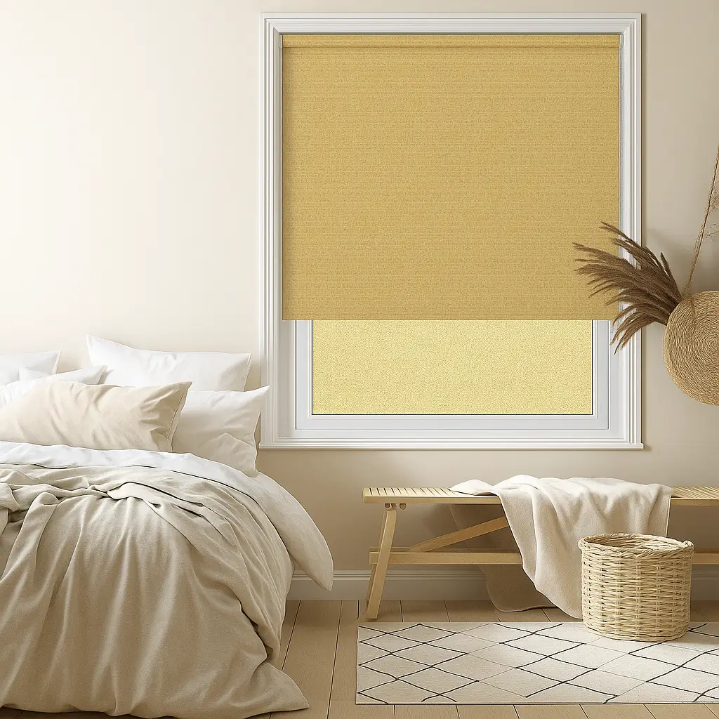 Self Leveling Risala Light ELM Venetian Blinds In Bedroom